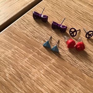 Cute stud earrings bows, roses, peace signs